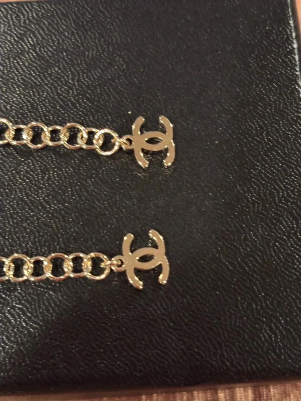 Chanel Multicolor Beaded Gold-Tone Bracelet - Picture 10 of 11